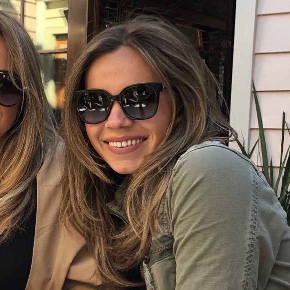 Meet your Posher, Hannah